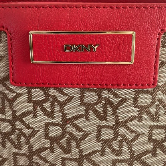 DKNY Red Beige Logo Purse Satchel Crossbody Shoulder Clutch Handbag VERSATILE - Picture 2 of 14